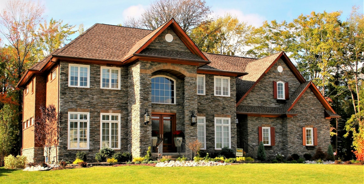 Custom Home (215 Via Foresta Lane) Built Exclusively by Morgan Homes of Western New York, Inc. in Williamsville, New York.